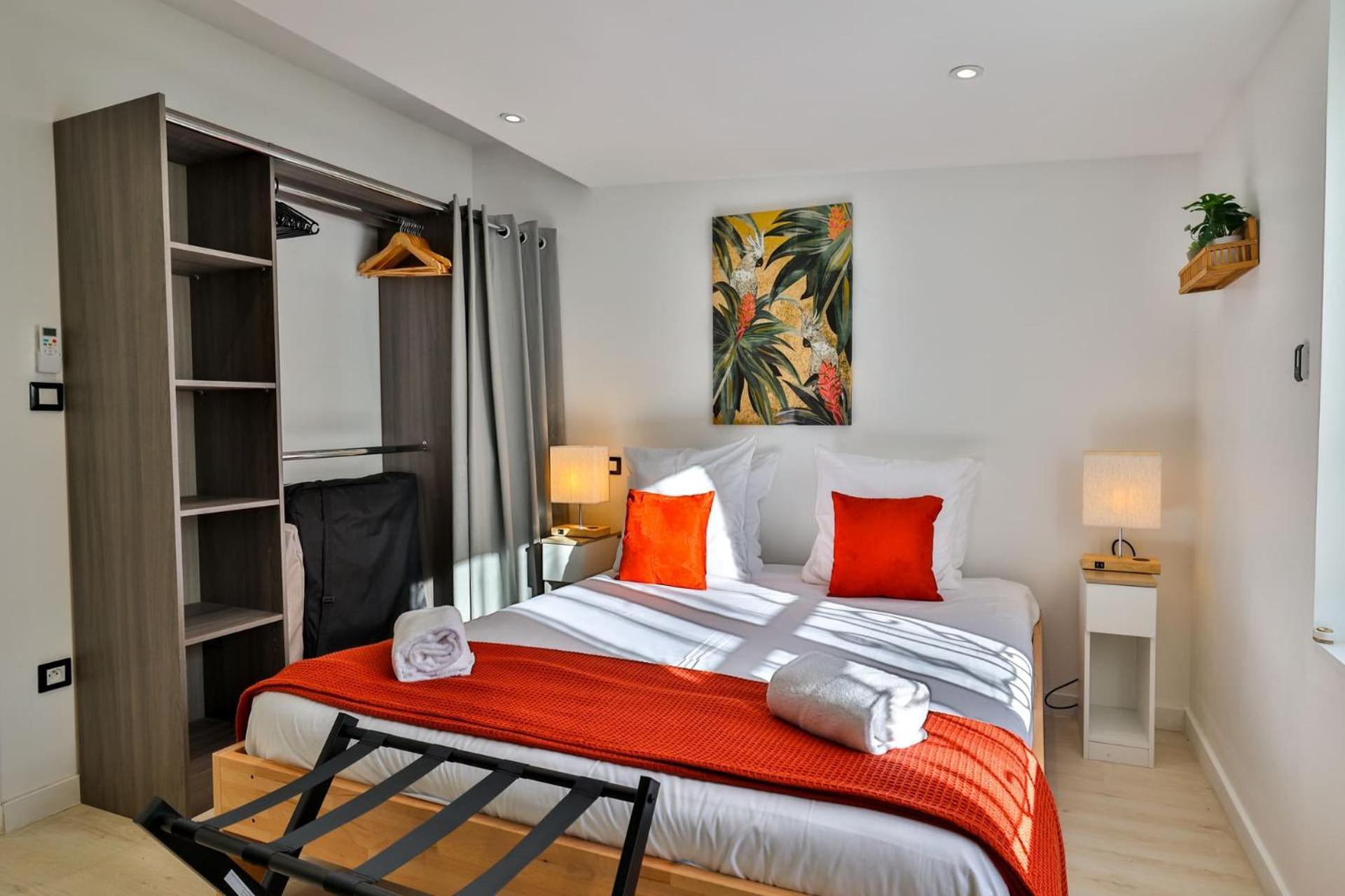 Le Lucien Eco-Appart'Hotel - Angouleme - Centre - Wifi - Parking Prive - Classe 4 Etoiles Eksteriør bilde