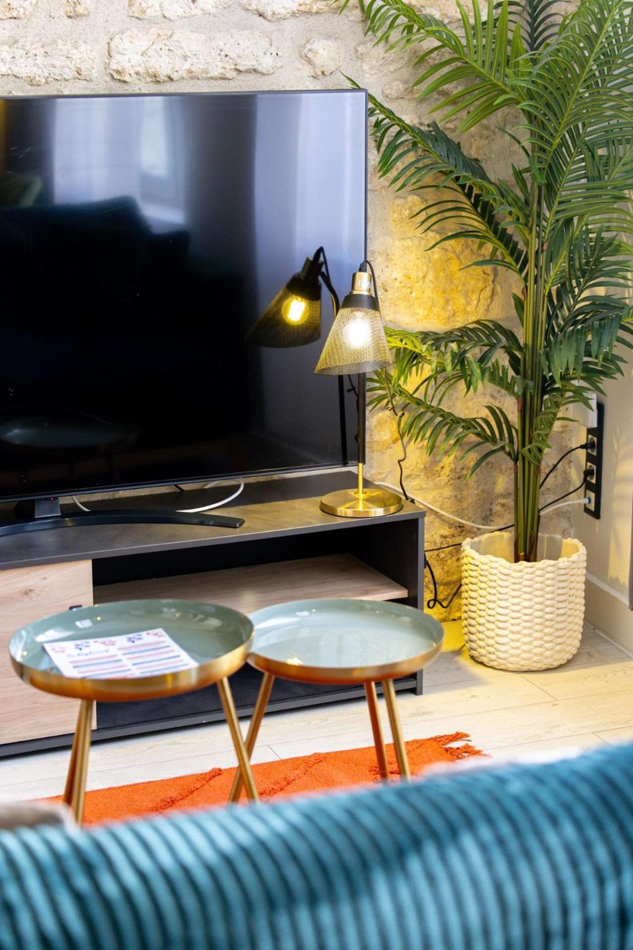 Le Lucien Eco-Appart'Hotel - Angouleme - Centre - Wifi - Parking Prive - Classe 4 Etoiles Eksteriør bilde