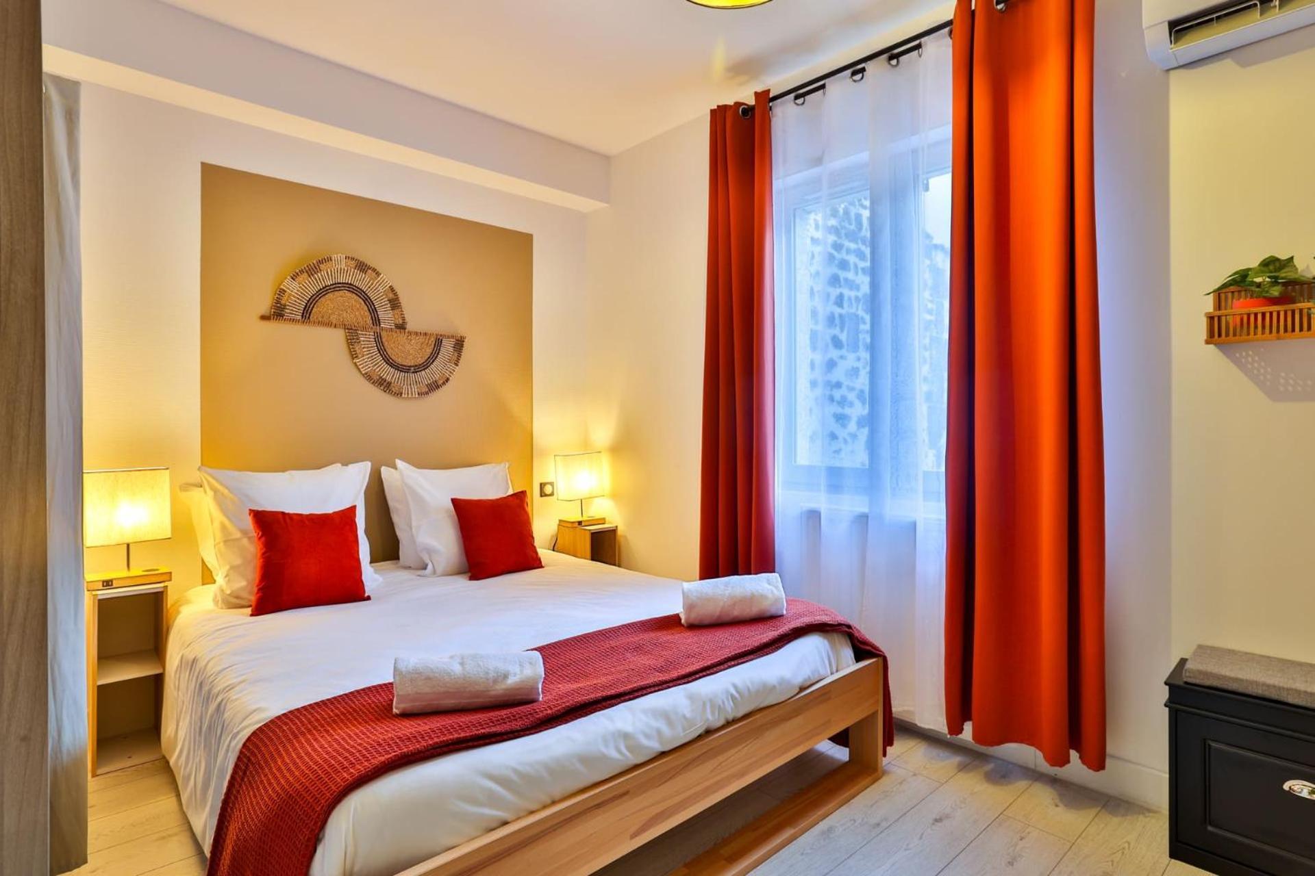 Le Lucien Eco-Appart'Hotel - Angouleme - Centre - Wifi - Parking Prive - Classe 4 Etoiles Eksteriør bilde